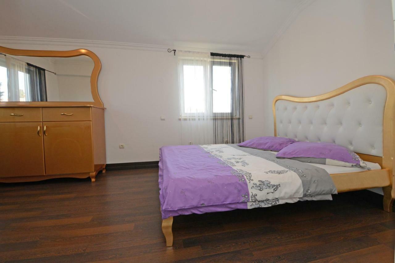 Villa Zare *