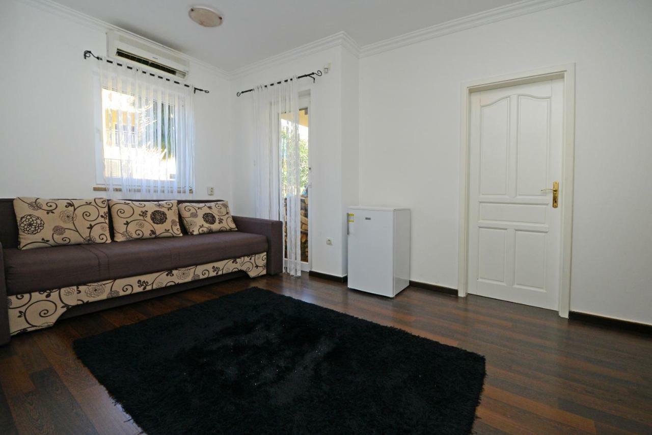 Zare Villa