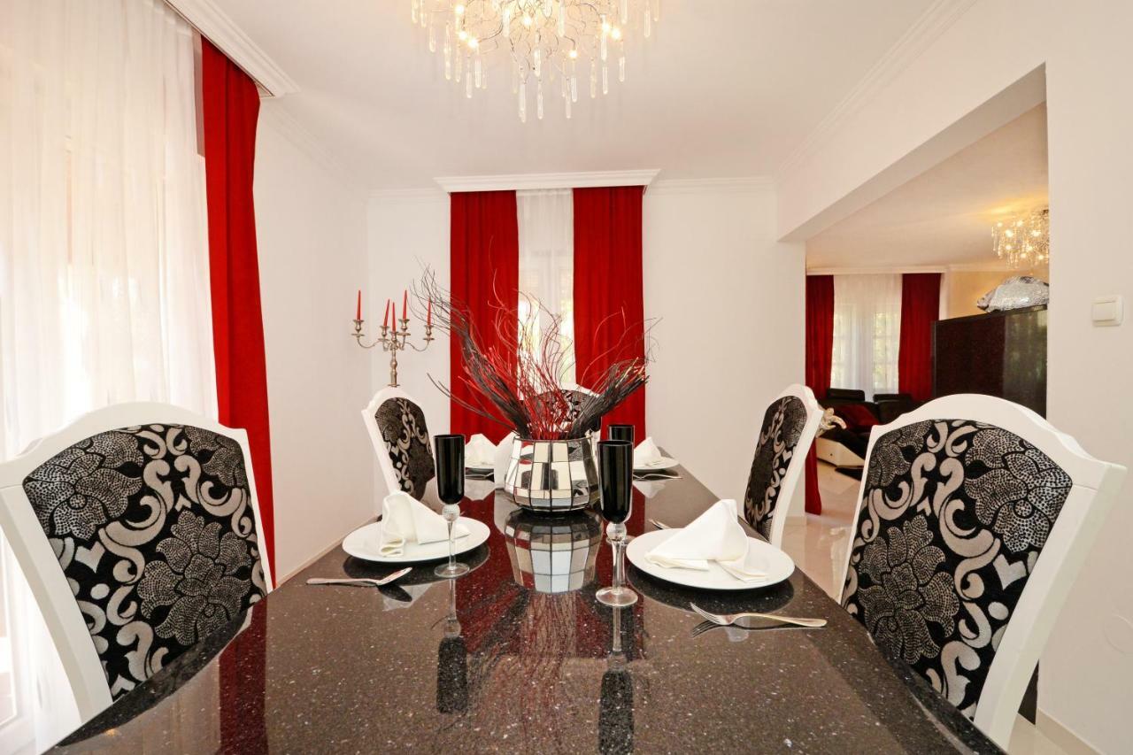Zare Villa *